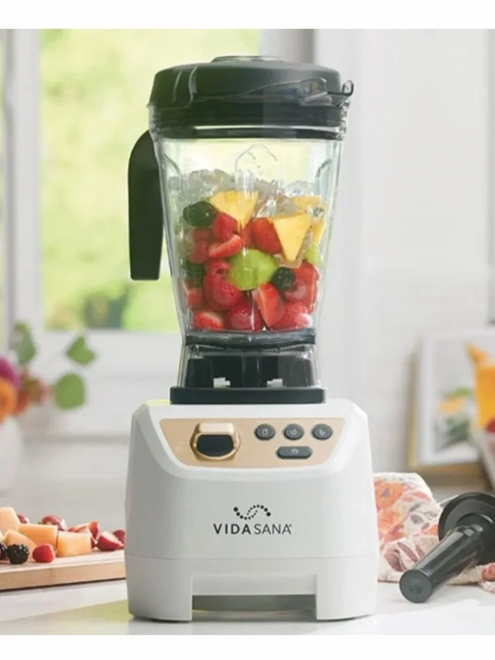 Princess House White Countertop Blender with Black Lid and Gold Trim